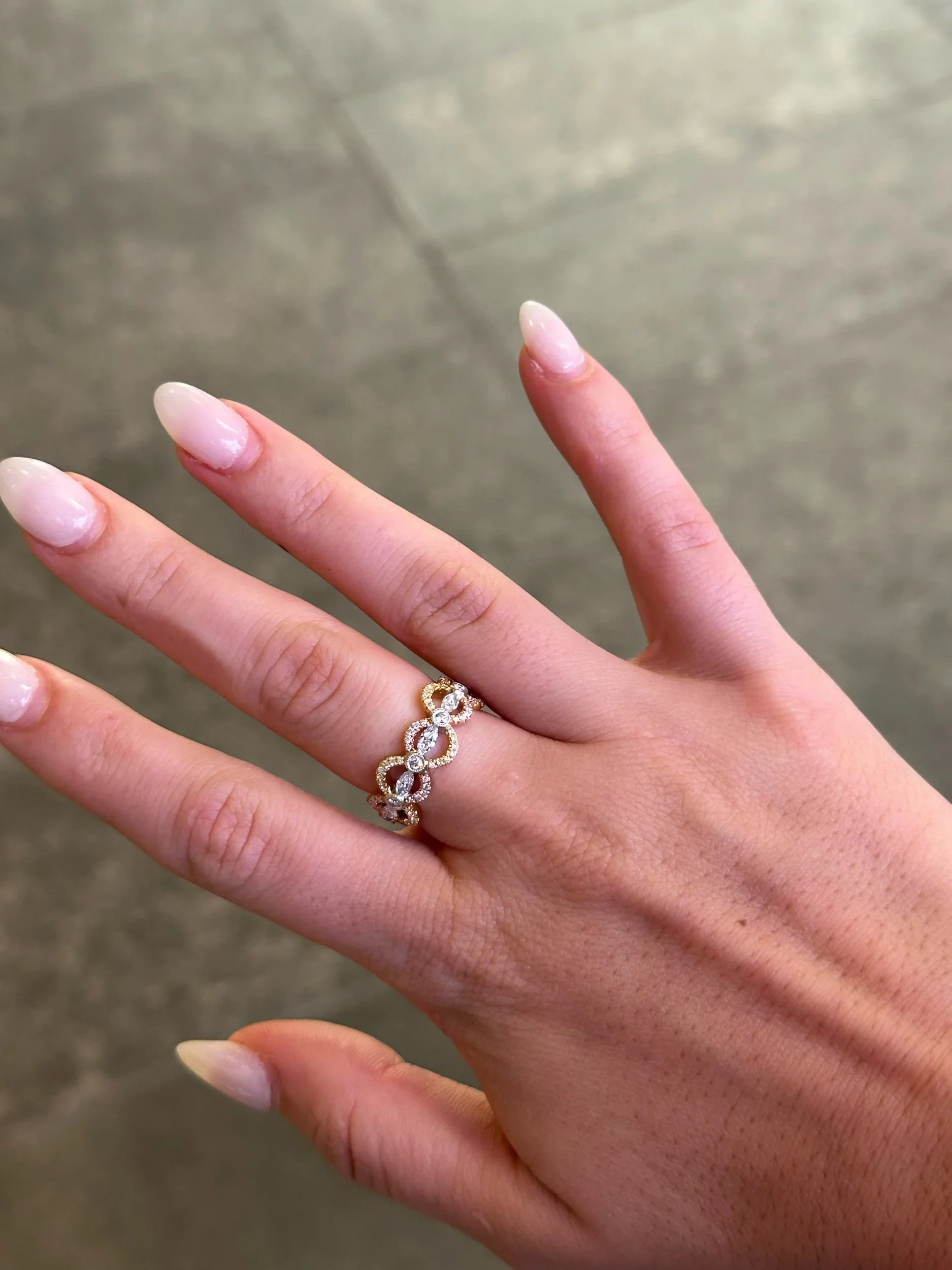 Ladies Three Tone Fancy Round Diamond Ring - Image 2