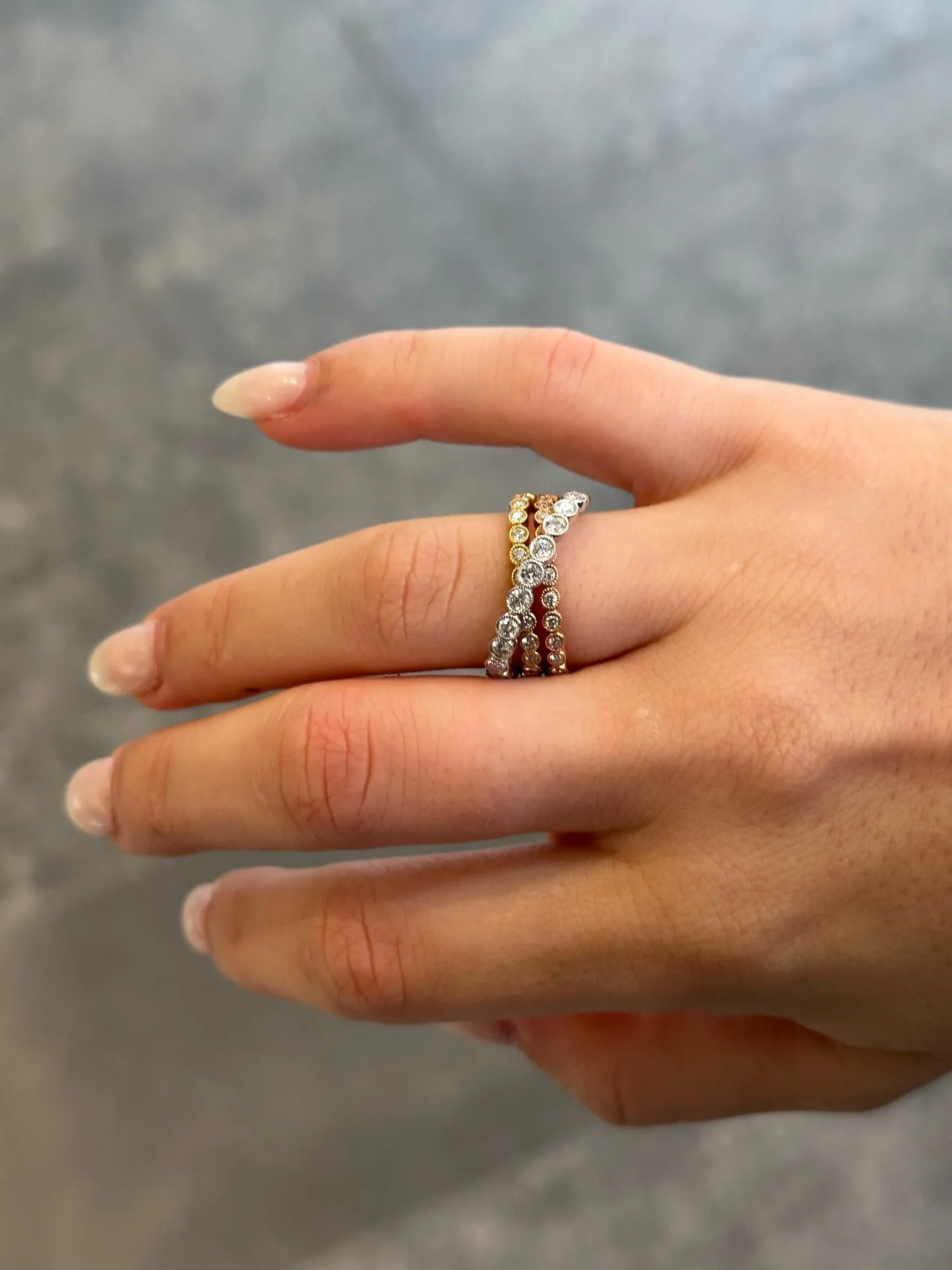 Ladies Three Tone Overlapping Round Diamond Ring - Image 2