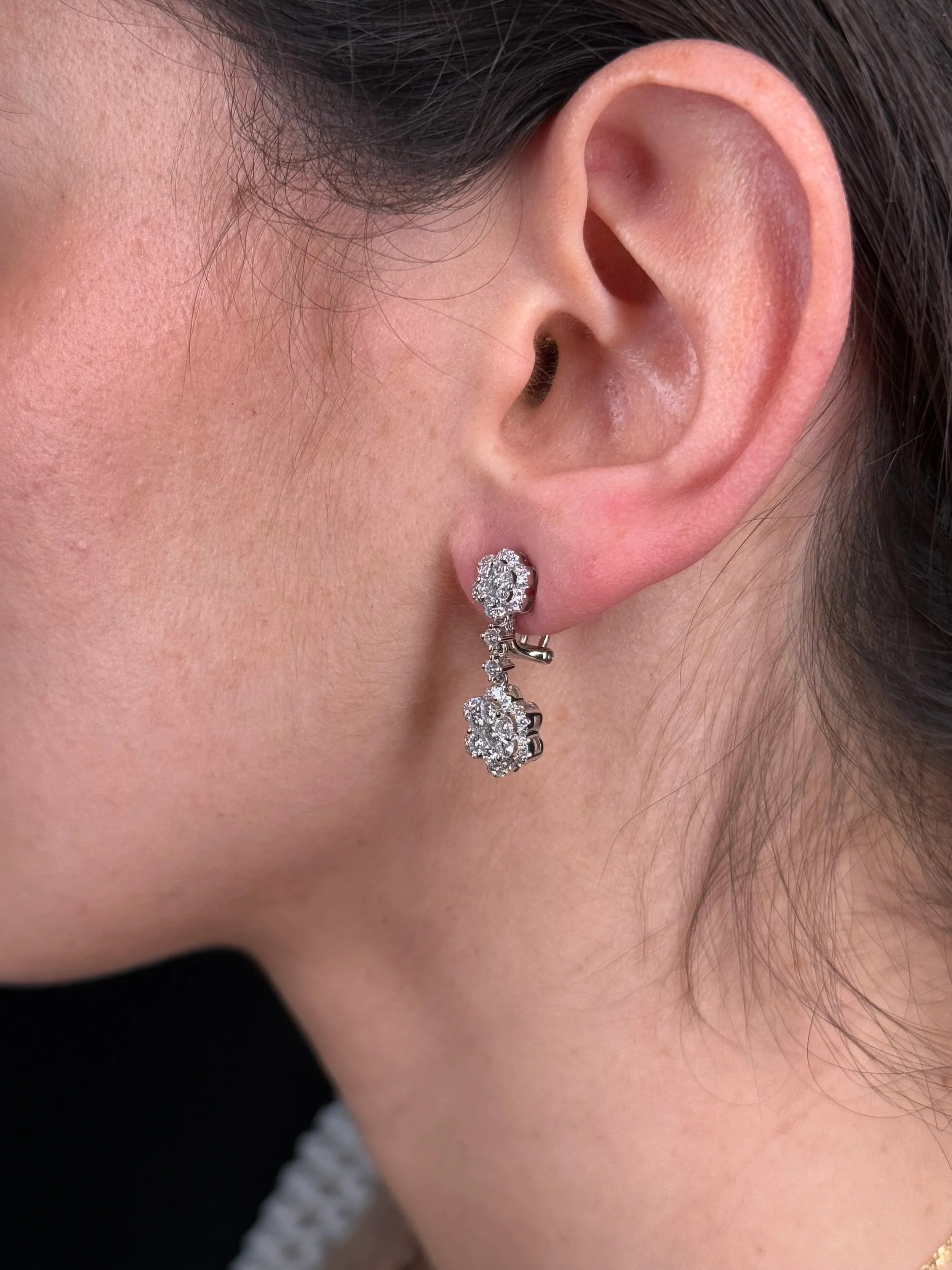 Ladies Two Clover Diamond Dangle Earrings - Image 3
