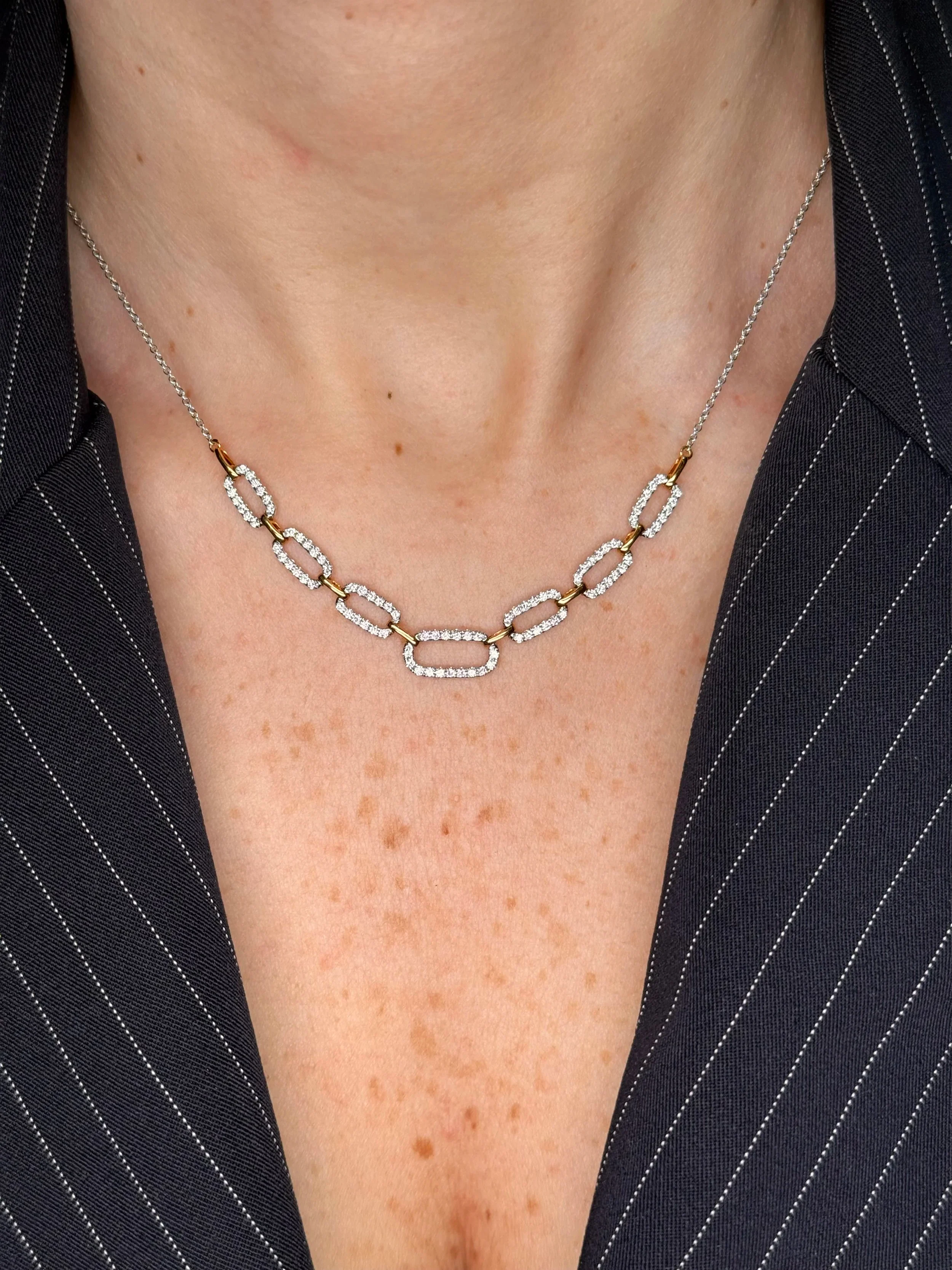 Ladies Two Tone Paperclip Necklace - Image 2