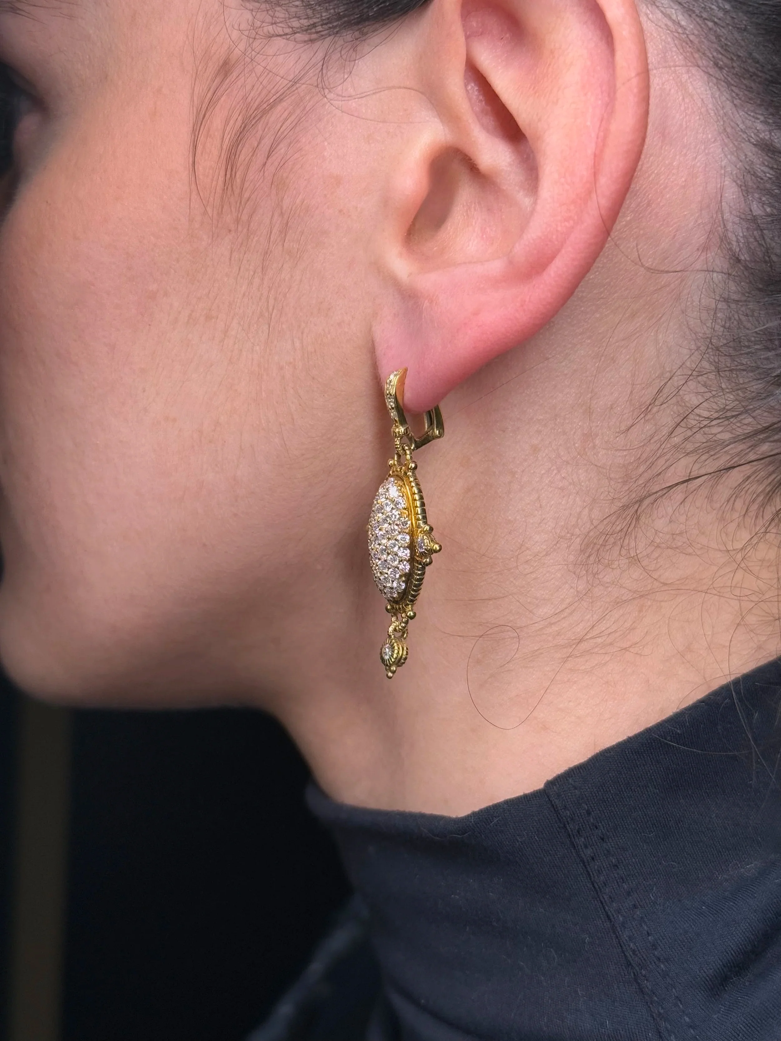 Ladies Vintage Fancy Earring - Image 4