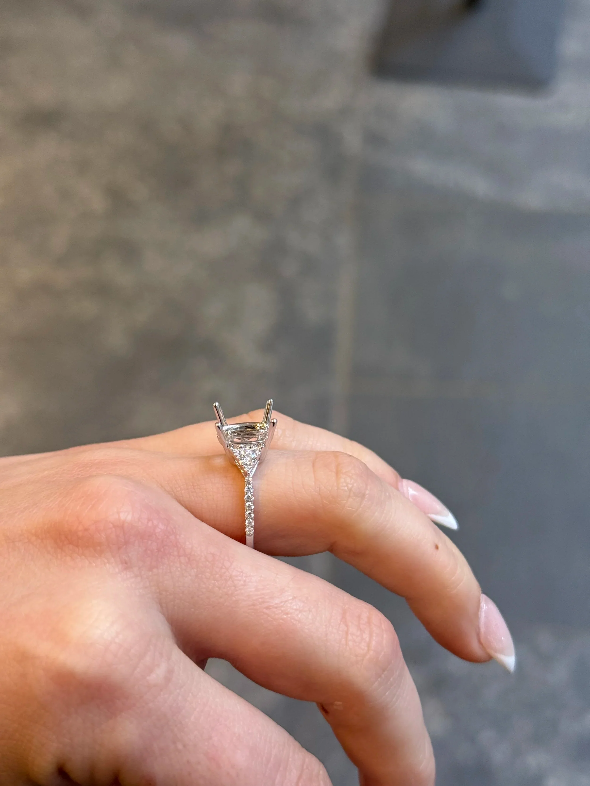 Ladies White Gold and Trilliant Diamond Custer Side Engagement Ring - Image 3