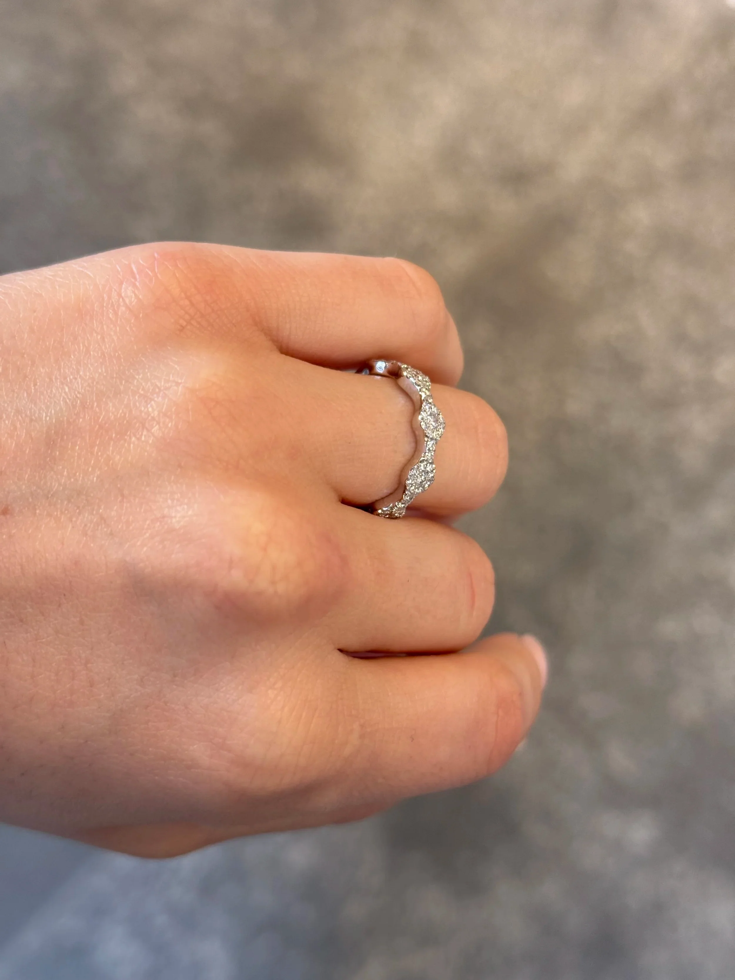 Ladies White Gold Cluster Diamond Band - Image 4