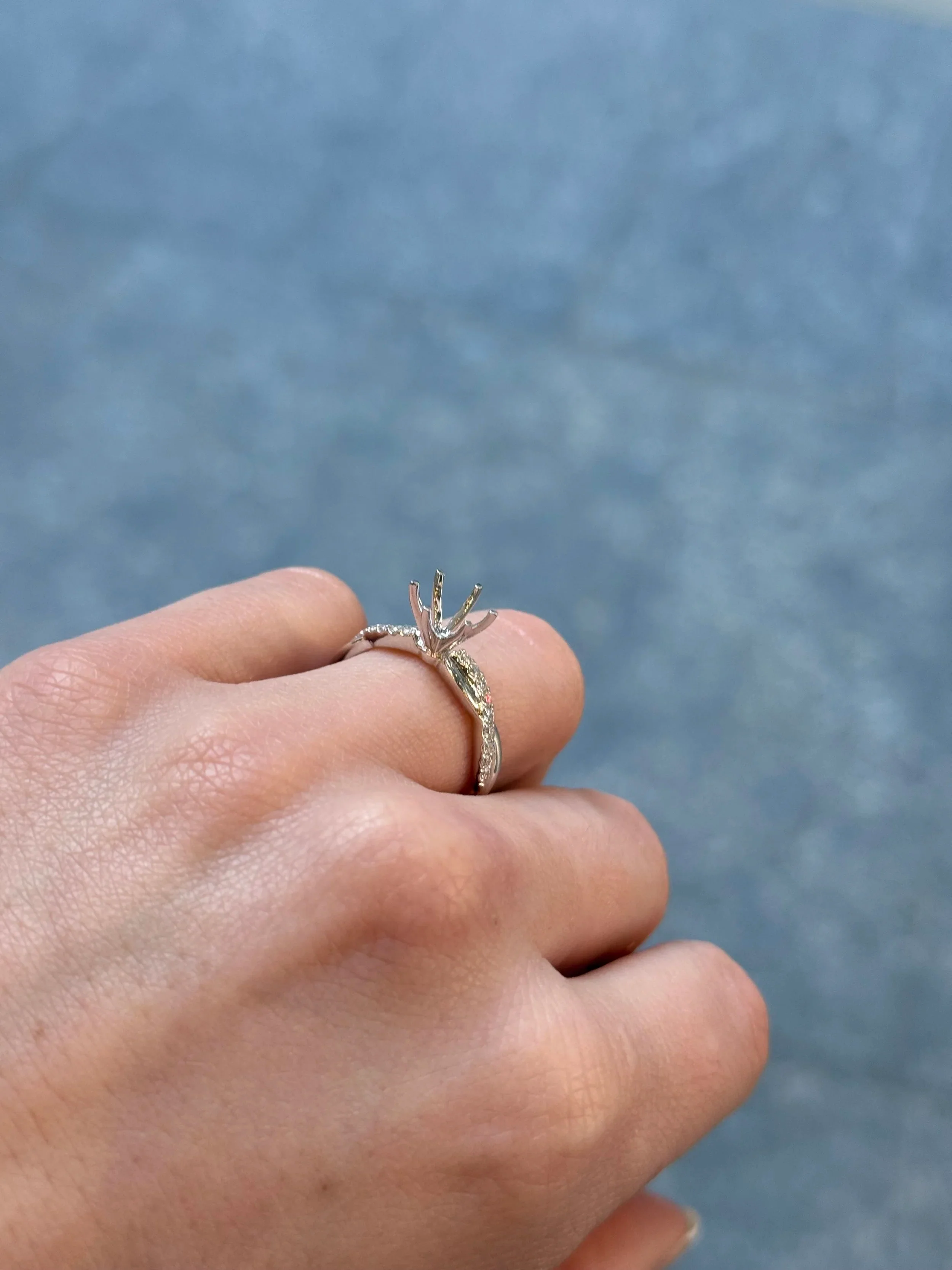 Ladies White Gold Diamond and Gold Twist Band Engagement Ring - Image 4