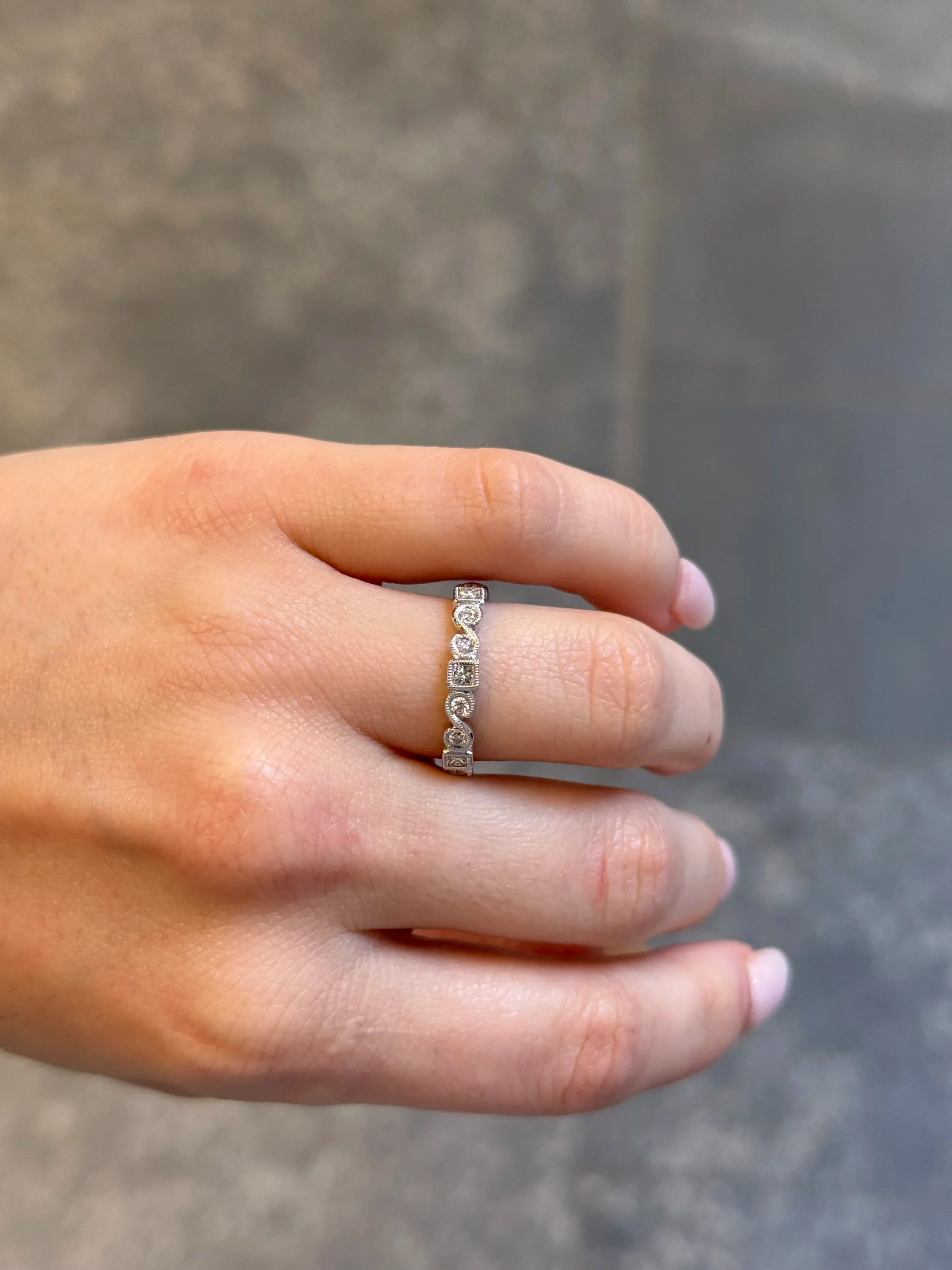 Ladies White Gold Milgrain Wedding Band - Image 2