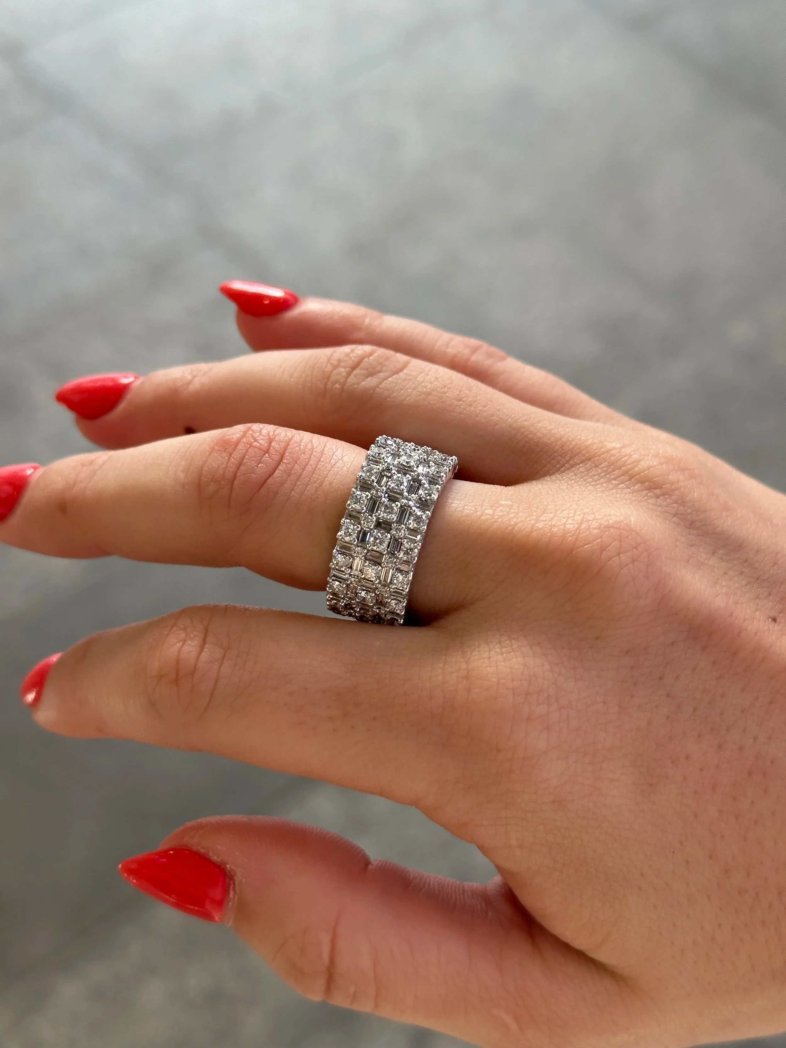 Ladies Wide Five Row Alternating Baguette and Round Diamond Eternity Band - Image 2