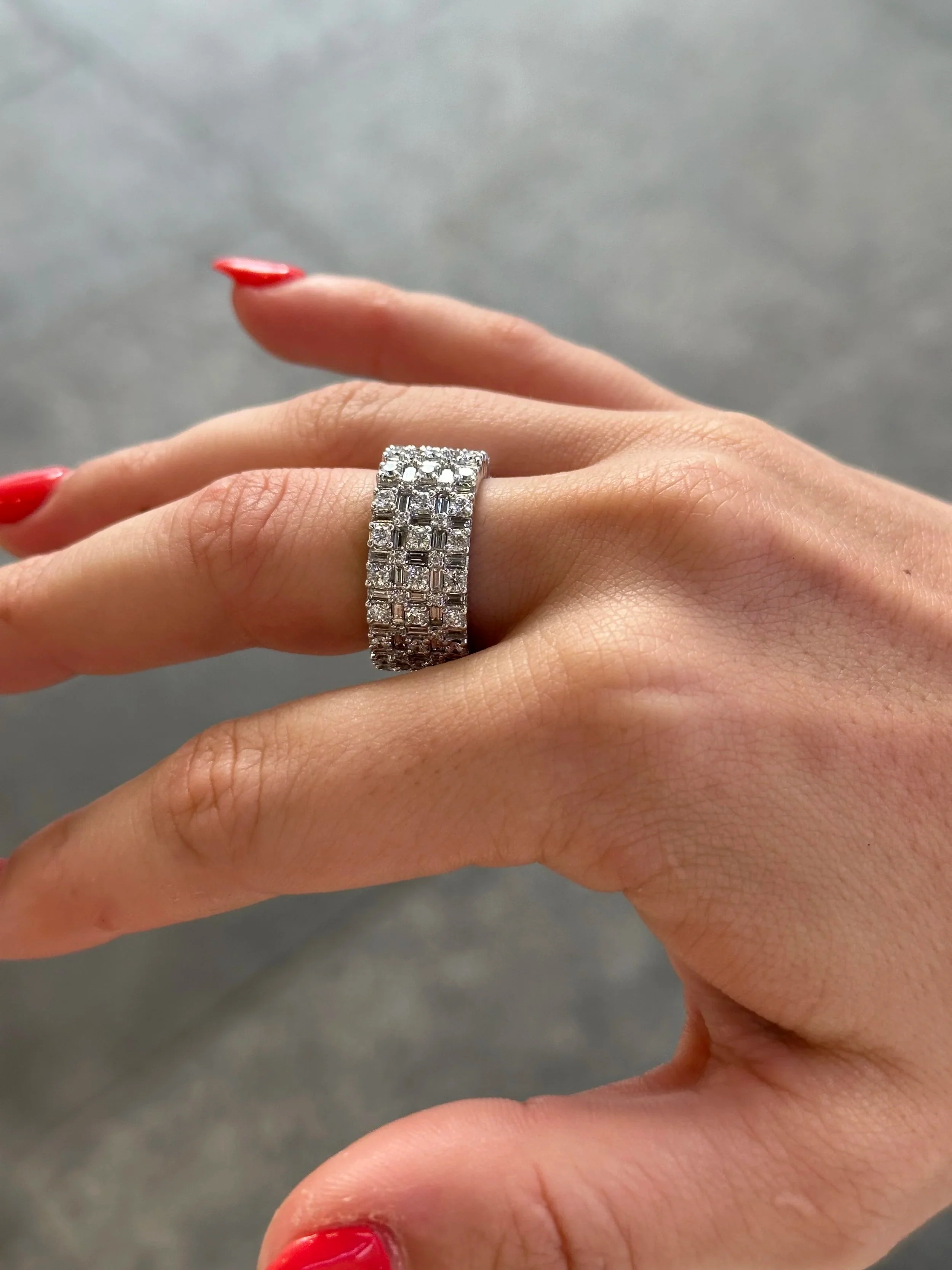 Ladies Wide Five Row Alternating Baguette and Round Diamond Eternity Band - Image 3