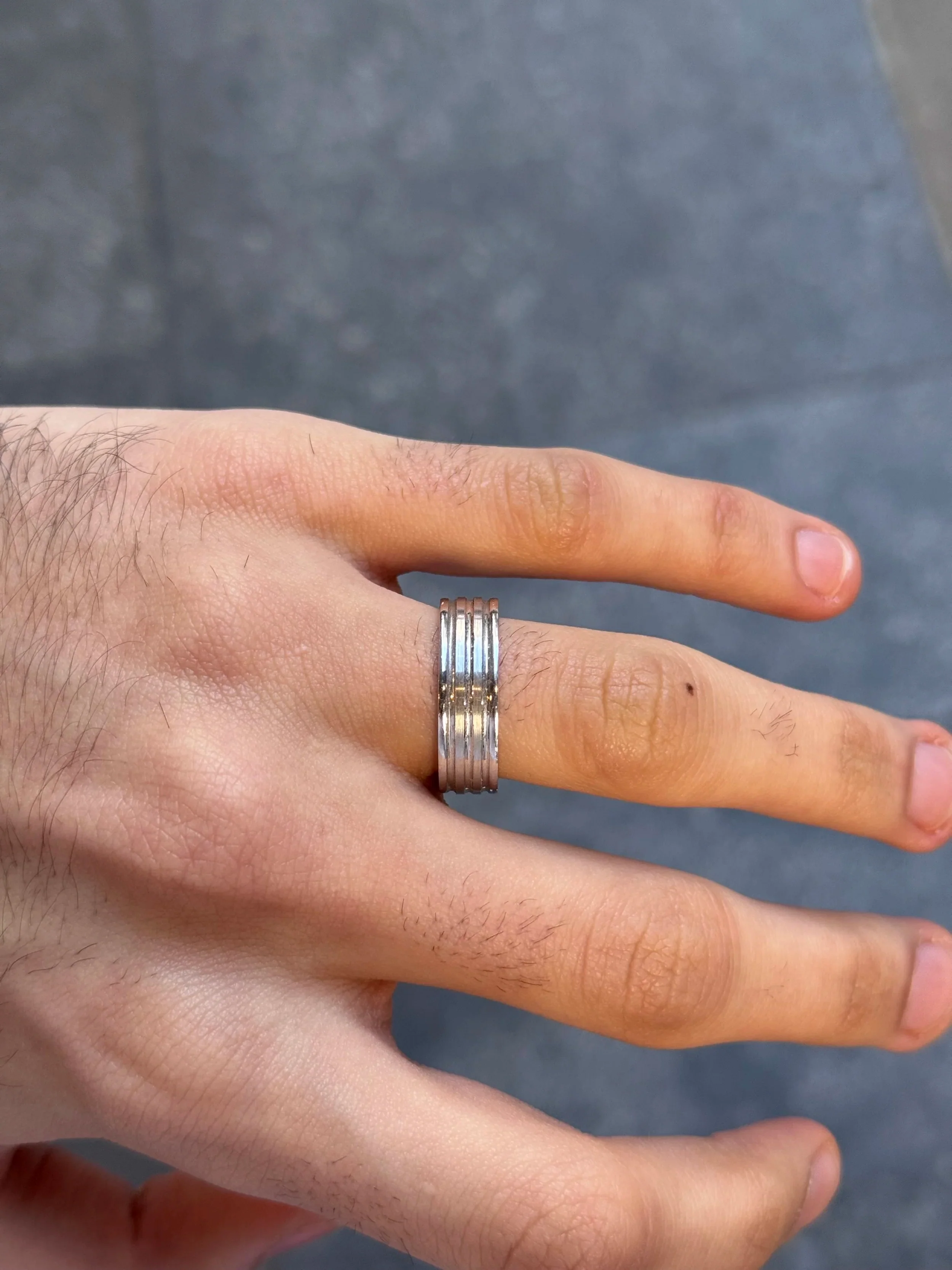 Men's 3 Row Beveled Matte and Polish Finish Wedding Band - Image 2