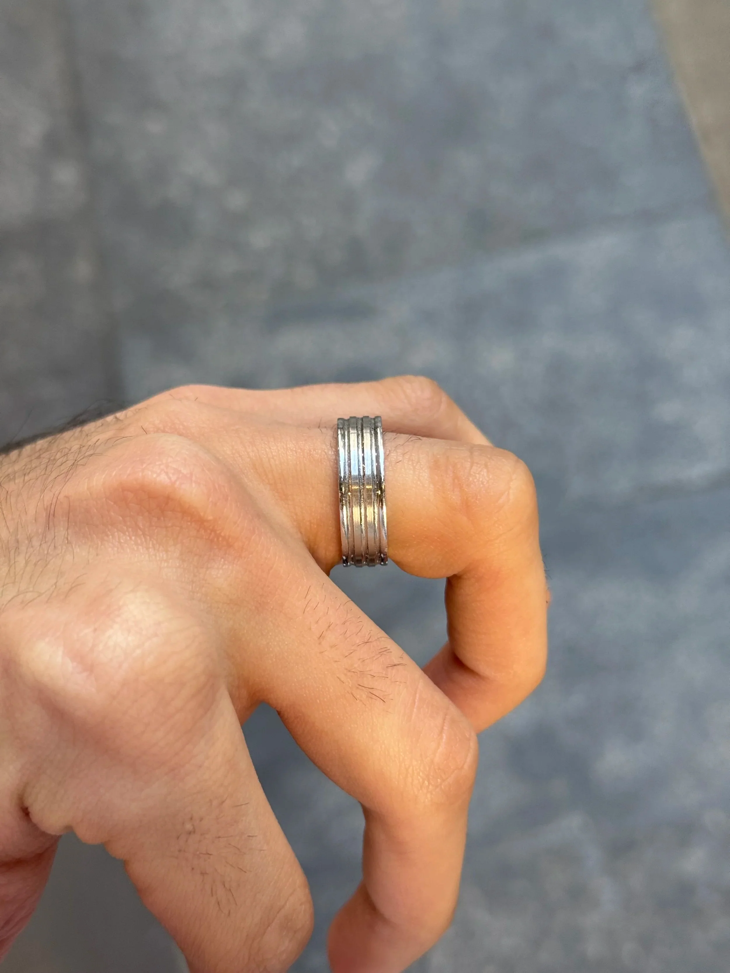 Men's 3 Row Beveled Matte and Polish Finish Wedding Band - Image 3