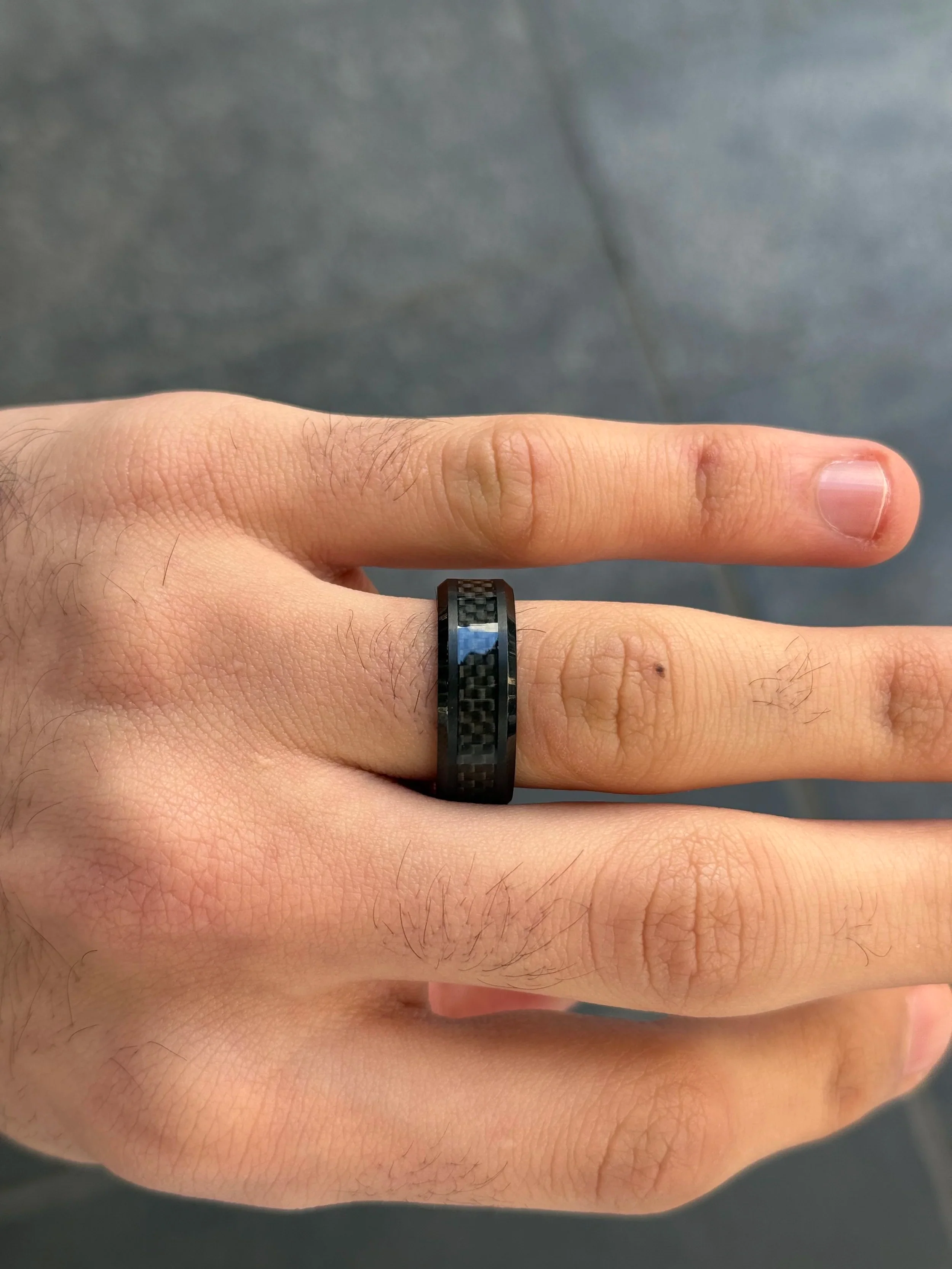 Men's Carbon Fiber Wedding Band - Image 2