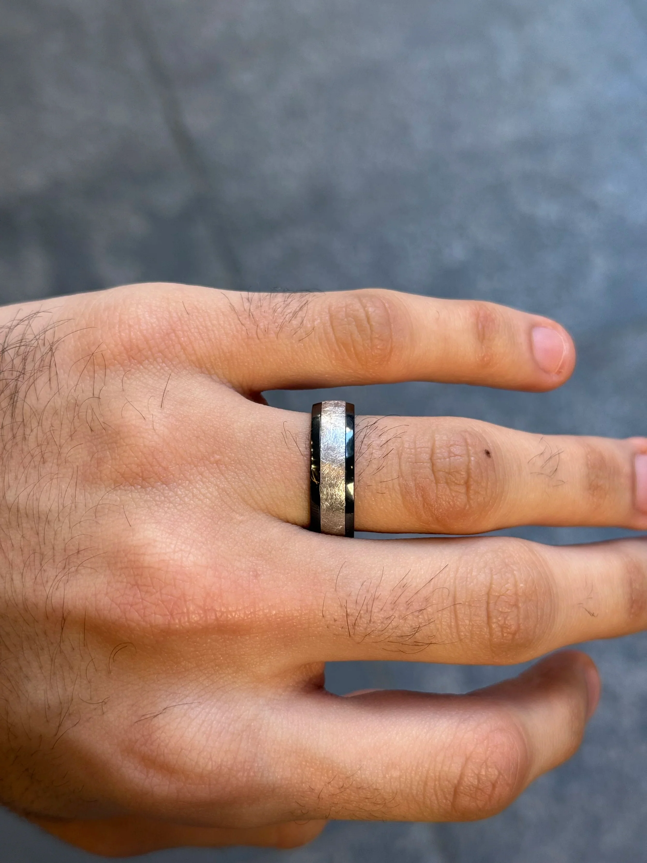 Men's Scratch up Black Side Wedding Band - Image 2